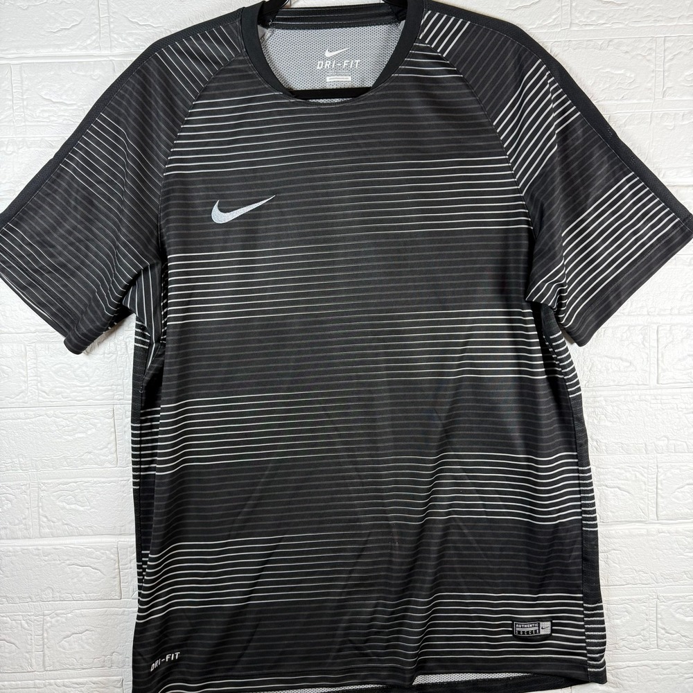 Nike Soccer Jersey Mens XL Black Striped Dri-FIT Short Sleeve Training Shirt